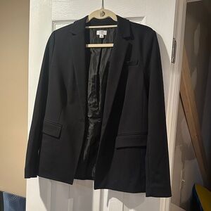 Crown & Ivy Classic Black Blazer
